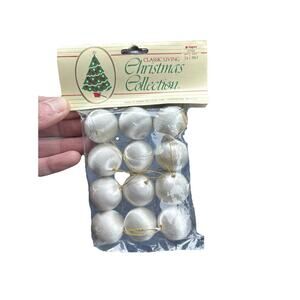 VINTAGE ZAYRE NEW OLD STOCK Lot of 12 White Satin Ball Mini Christmas Ornaments